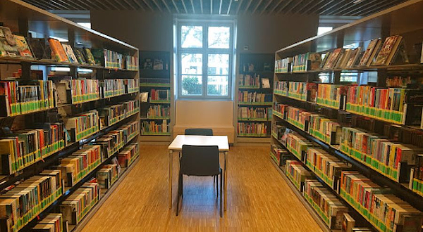 波恩市立图书馆中心馆