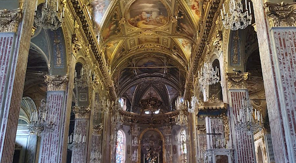 卡莫利圣玛利亚大教堂