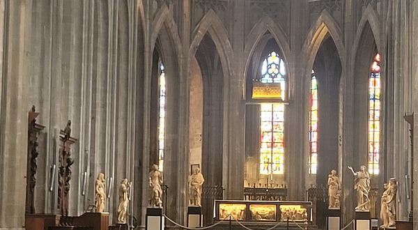 Saint Waltrude Collegiate Church