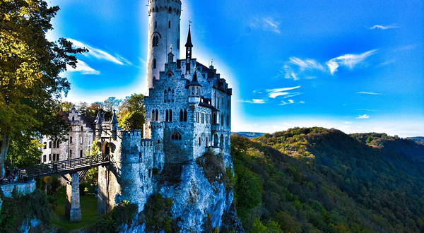 利希滕斯坦城堡