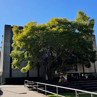 生物科学图书馆