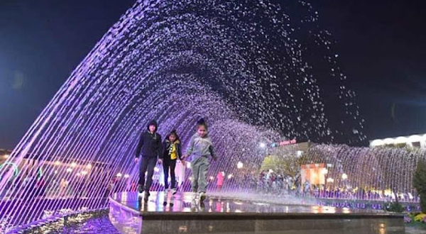 Tsentral'naya Ploshchad' Turkestana