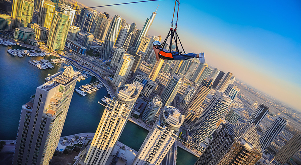 XLINE迪拜高空滑索