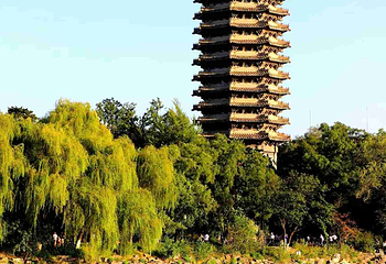 北京大学-未名湖第 12 张图片