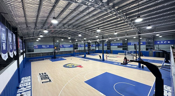 小飞人体育(新化体育中心综合馆店)