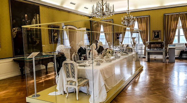 弗罗茨瓦夫皇宫