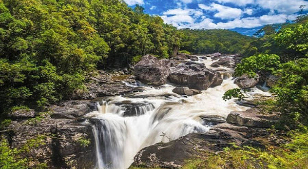 拉努马法纳国家公园