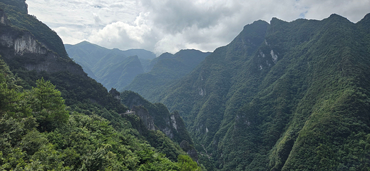 武陵山大裂谷第 36 张图片