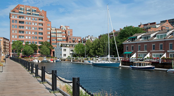 波士顿海港步行道