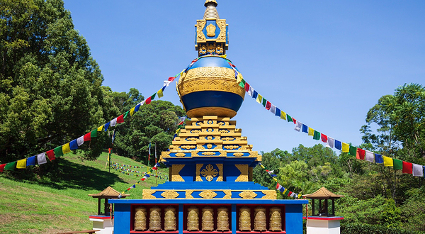 拜伦湾水晶城堡及香巴拉花园