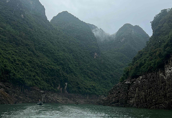 万峰湖第 13 张图片