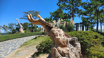 Yeosu Art Land Media Art Sculpture Park