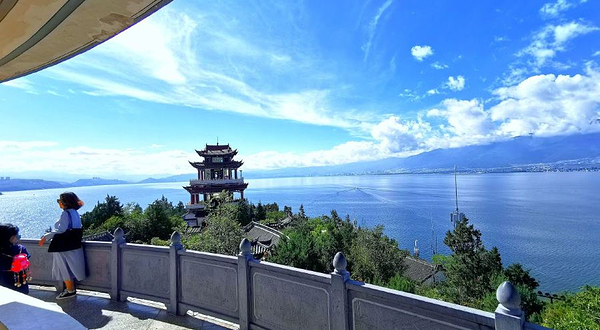 罗荃半岛旅游区-罗荃禅寺