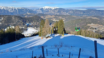 Gipfelstation Bergbahnen Zauberberg Semmering