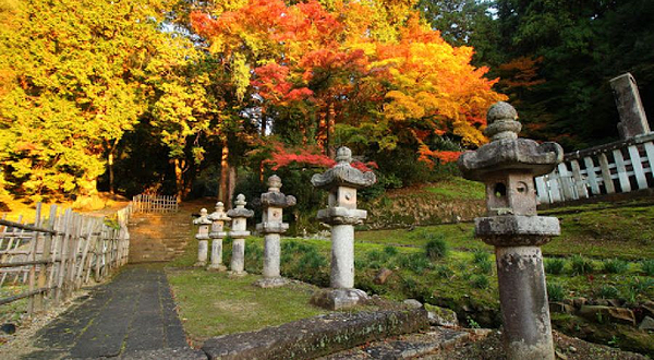 鸟取藩主池田家墓所