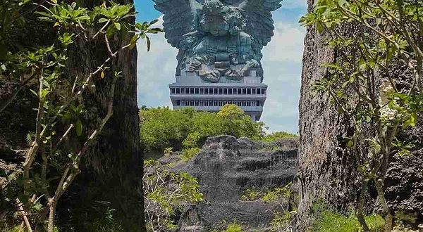 神鹰广场文化公园