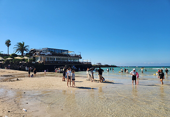 咸德海水浴场第 4 张图片