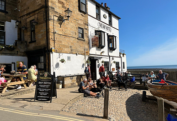 Robin Hoods Bay Beach第 6 张图片