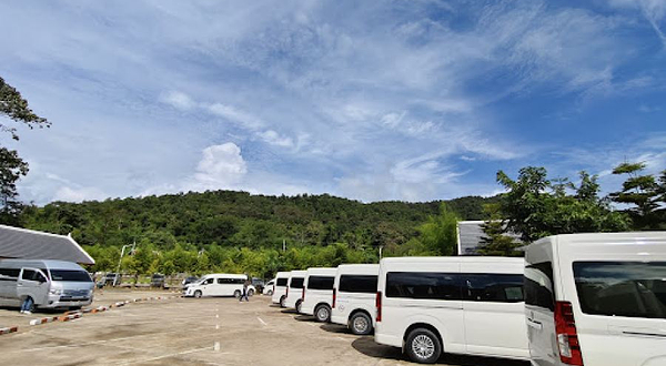 Kuang Si Waterfall Park Ticket Office