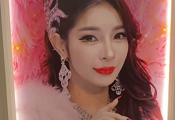 普吉西蒙人妖秀第 72 张图片