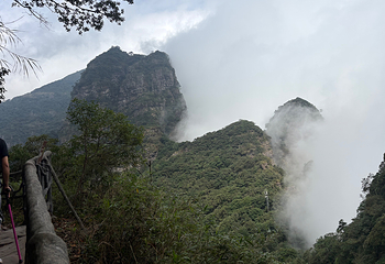 金秀圣堂山景区第 19 张图片