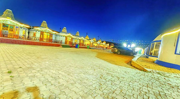 察右中旗乌日乐民宿