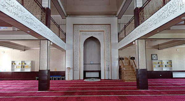 Ak-Suu Al-Halal mosque