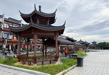 巴陵广场第 17 张图片