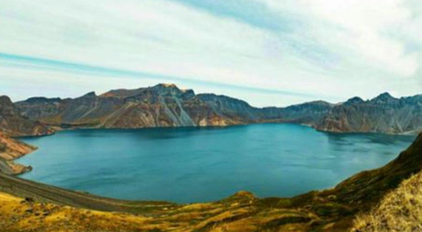 五女山景区-天池