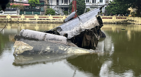 Huu Tiep Lake and the Downed B-52