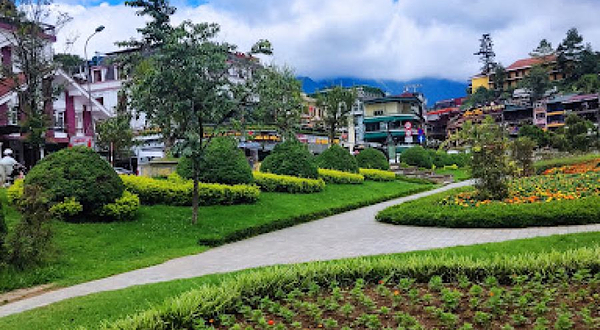 Quảng Trường Hồ Sa Pa