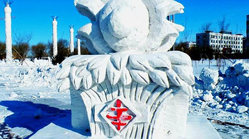 建三江人民广场