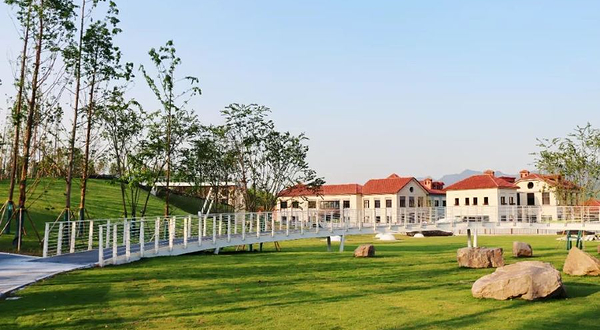 两江拾光畔公园