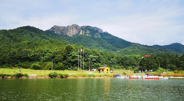 黄山寨高空漂流