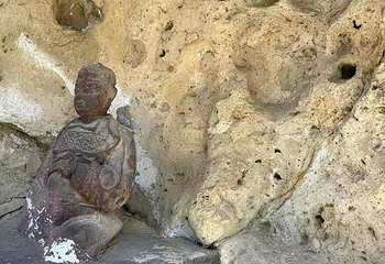 万佛堂石窟第 19 张图片
