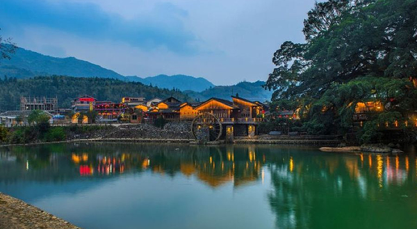 云水谣古镇三峰楼