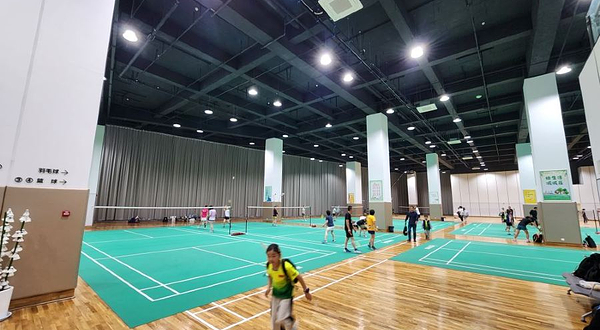 张家港市城南文体中心