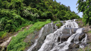 碧岭瀑布群步道