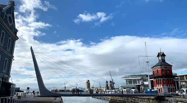 Victoria & Alfred Basin Swing Bridge