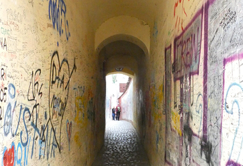 Rope Street - Strada Sforii第 11 张图片