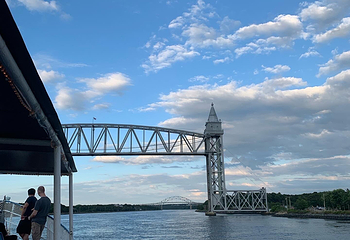 Cape Cod Canal Cruises第 4 张图片