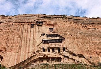 马蹄石窟群旅游区第 44 张图片