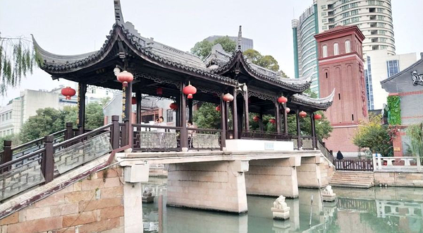 衣裳街历史文化街区-青莲桥