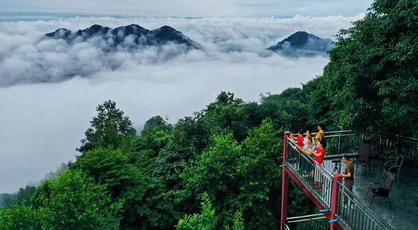 太和云海观景台