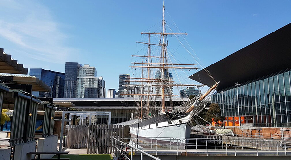 波利·伍德赛德