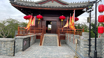泉山门第 1 张图片