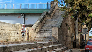 Stairway Trinquetaille Bridge (Van Gogh circuit)