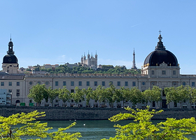 里昂旧天主医院