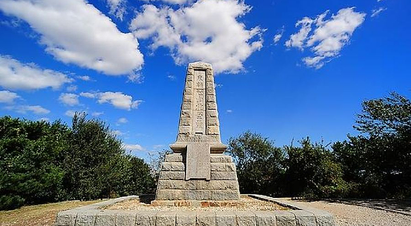 东鸡冠山北堡垒