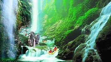 宜昌古龙溪漂流风景区